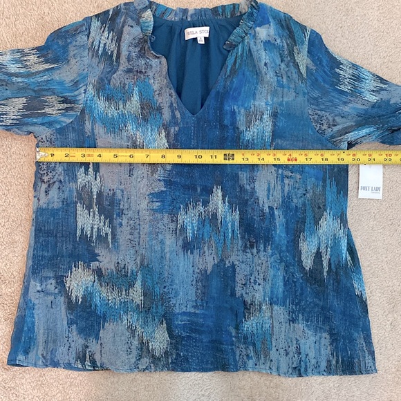Willa Story NWT Split Neck Long‎ Sleeve Blue Watercolor Blouse Women's Size S - Picture 10 of 10